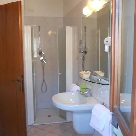 Hotel Cauccio *